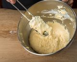 Klasszikus piskótatekercs recept fázis 5 fotója
