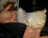Foto del paso 6 de la receta: Muslos y caderas de pollo rellenos de carne
