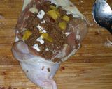 Foto del paso 5 de la receta: Muslos y caderas de pollo rellenos de carne