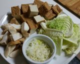 Hình bước làm 1 của món Rau củ kho chay