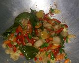 Foto langkah ke 3 dari resep Bawal Goreng Kuah Kecap.