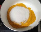 A picture of step 2 of Mango burfi.