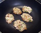 A picture of step 4 of Daikon Mochi.