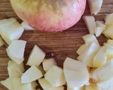 Foto del paso 1 de la receta: Manzana caramelizada con canela y panela