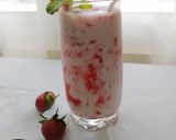 Foto langkah ke 4 dari resep Korean Strawberry Milk.