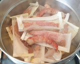 Foto del paso 2 de la receta: Salmonetes al vapor