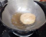 A picture of step 1 of Aam ras puri.