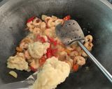 Foto langkah ke 2 dari resep Sambal Tempoyak Udang.