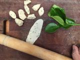 Cistik Kripik Daun Jeruk
