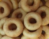 Foto langkah ke 3 dari resep Donat Polos.