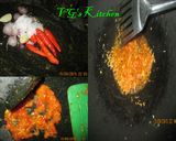 A picture of step 1 of Spicy Marinated Chicken Liver and Gizzards (ATI AMPELA BUMBU PEDAS).