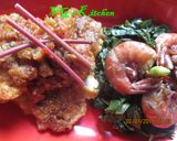 A picture of step 4 of PRAWNS WITH BANANA SAMBAL (Udang Sambal Pisang).