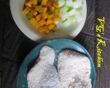 A picture of step 3 of FRIED FISH SAUTEED CUCURBIT (Ikan Goreng Tumis Labu).