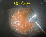 A picture of step 1 of Shrimp Cooked with Tomatoes (UDANG MASAK TOMAT).