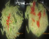 A picture of step 2 of Chayote with Coconut milk (JANGAN JIPANG).