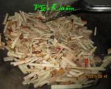 Stir-fried Cassava Peel (KADEDEMES) recipe step 3 photo