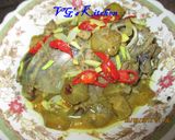 A picture of step 3 of Tuna in Yellow Broth (TONGKOL KUAH KUNING).