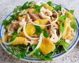Hình bước làm 1 của món Cháo GÀ 🐓