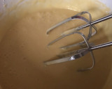 Foto del paso 3 de la receta: Magdalenas súper esponjosas