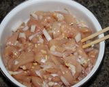 Foto langkah ke 4 dari resep Ayam Bumbu Tomat Hijau.
