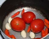 Foto langkah ke 2 dari resep Sambal Tomat Bawang Putih.