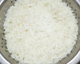 સેઝવાન ફ્રાઇડ રાઈસ (Schezwan Fried rice recipe in Gujarati) રેસીપી સ્ટેપ1ફોટો