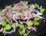 A picture of step 5 of Besan ki Roti.Piyaz Tamatar Hari Mirch Chutney.