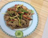 Hình bước làm 4 của món Lòng lợn xào dầu hàu