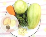 Hình bước làm 1 của món Nộm xoài xanh và su hào