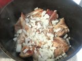 Gallina criolla (organica) guisada con polenta