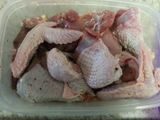 Gallina criolla (organica) guisada con polenta