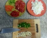 Foto del paso 2 de la receta: Gallina criolla (organica) guisada con polenta