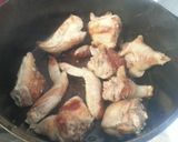 Foto del paso 4 de la receta: Gallina criolla (organica) guisada con polenta