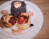 Foto del paso 4 de la receta: Roll de pez gallo con risotto negro y gambas al ajillo