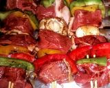 Foto del paso 2 de la receta: Brochette de carne marinado