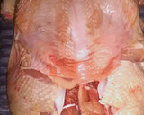 Foto del paso 2 de la receta: Pollo Deshuesado Relleno