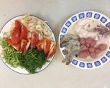 Hình bước làm 2 của món Canh hải sản với rau cần