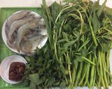 Hình bước làm 1 của món Canh rau muống tôm