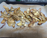 Foto del paso 4 de la receta: Pieles de patatas al horno 🍃