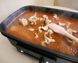 A picture of step 3 of Easy 'Night Market Teppanyaki Noodles' - Convenient and Delicious in One Pan!.