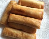 Foto langkah ke 5 dari resep Lumpia isi ayam, talas, dan teri medan.