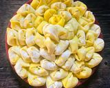 Hình bước làm 3 của món Hoành thánh nhân thịt