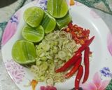 รูปขั้นตอนการทำที่ 1 ของ ยำแซลมอลพริกสด
