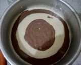 A picture of step 5 of Zebra Cake.
