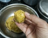 A picture of step 7 of Toor Dal Paratha.