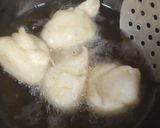 A picture of step 3 of Moong Daal Ka Dahi Vada.