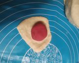Foto langkah ke 5 dari resep Bakpia Basah Red Velvet.