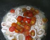 Foto del paso 4 de la receta: Linguine con calamari e gamberi