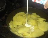 Foto del paso 4 de la receta: Pollo al horno con mostaza y con papas con crema