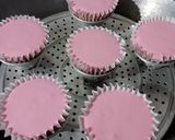 Foto langkah ke 4 dari resep Bolu Kukus Mekar Merah Putih.